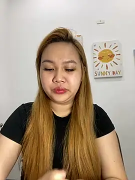 Snapshot of Odette68 chatting on March 13, 2026, 11:54 pm Odette68 online show from March 13, 2026, 11:54 pm