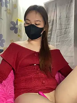 Odette68 online show from March 18, 2025, 7:55 am