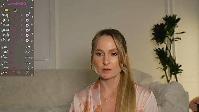 Peach  juice online show from March 3, 2025, 7:28 pm