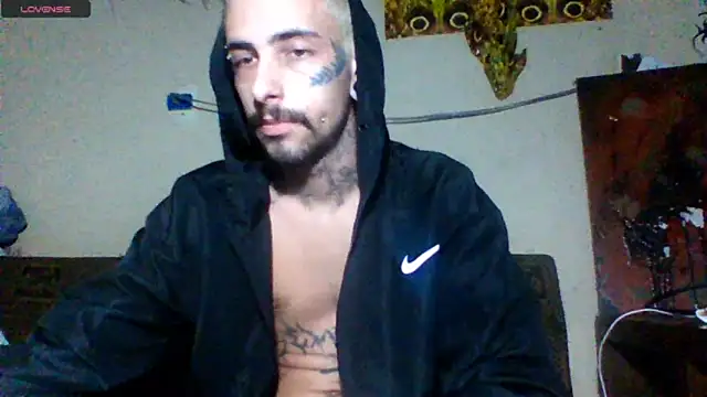 sellvageria online show from May 2, 2026, 9:09 pm
