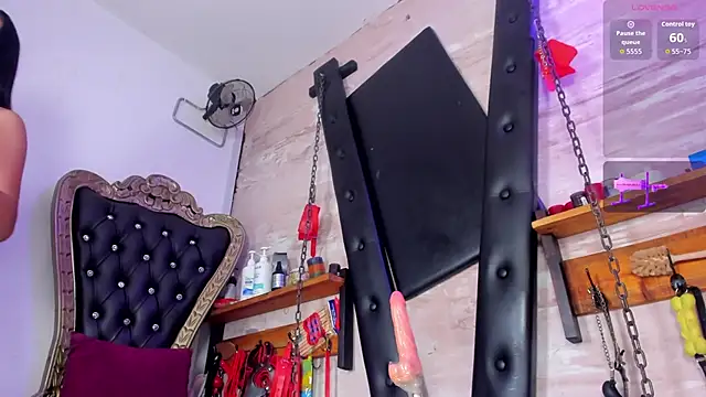 Madame pain  online show from May 7, 2026, 12:41 pm