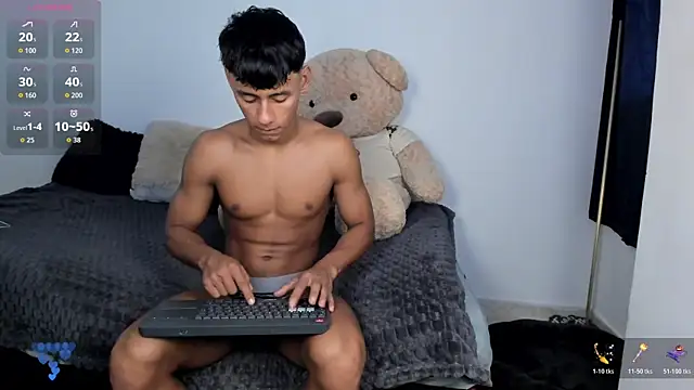 Snapshot of LittleParker chatting on June 27, 2026, 1:39 pm LittleParker online show from June 27, 2026, 1:39 pm