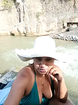 andreu mature online show from June 23, 2026, 8:29 pm