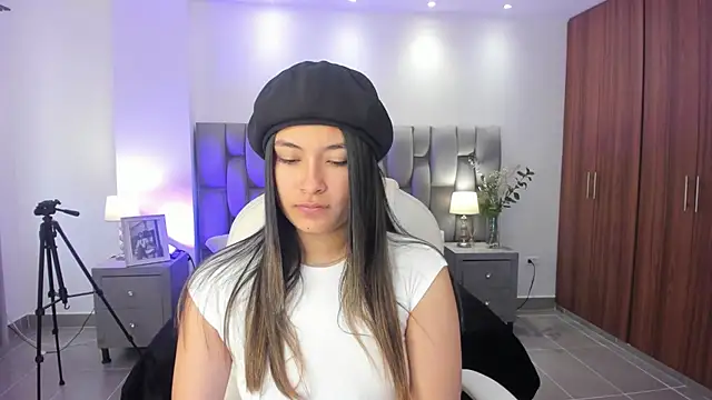 Abella ruiz online show from February 26, 2025, 1:22 pm