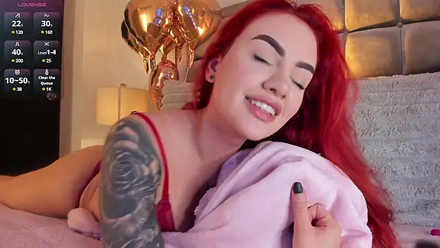 StacyRigel online show from February 17, 2025, 6:53 am