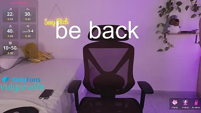 Snapshot of vulgar_wife chatting on December 21, 2025, 5:14 pm vulgar wife online show from December 21, 2025, 5:14 pm