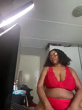 Nomthie online show from September 25, 2025, 2:23 pm