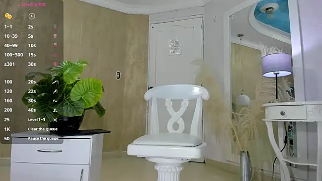 Snapshot of RicoBrown777_ chatting on June 3, 2026, 4:13 am RicoBrown777 online show from June 3, 2026, 4:13 am