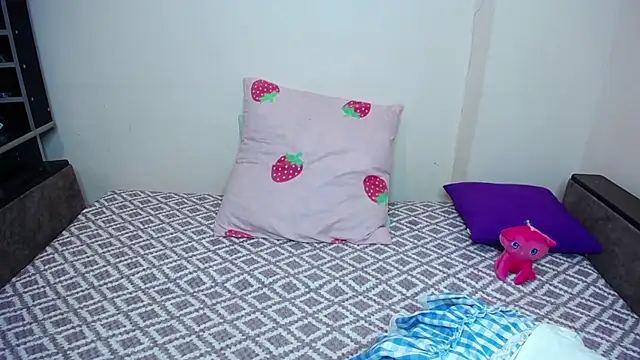 Snapshot of Olivia_Graceee chatting on December 21, 2025, 9:11 am Olivia Graceee online show from December 21, 2025, 9:11 am