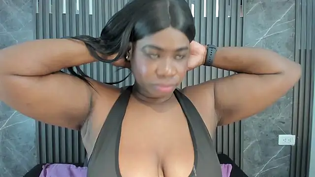 Snapshot of SaraiEvans chatting on March 19, 2026, 3:17 am SaraiEvans online show from March 19, 2026, 3:17 am