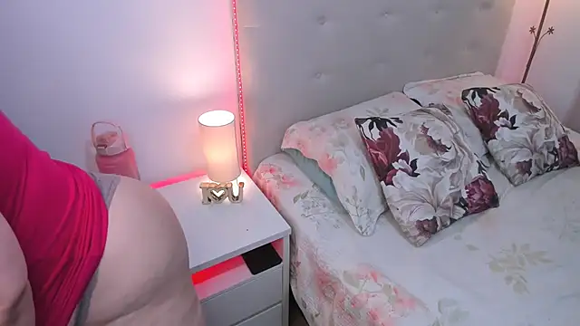 Snapshot of MissMaria chatting on February 6, 2026, 2:07 am MissMaria online show from February 6, 2026, 2:07 am