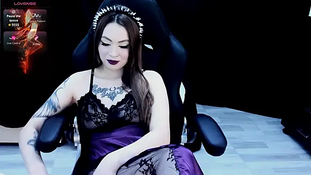 nasty katty  online show from September 25, 2025, 9:54 pm