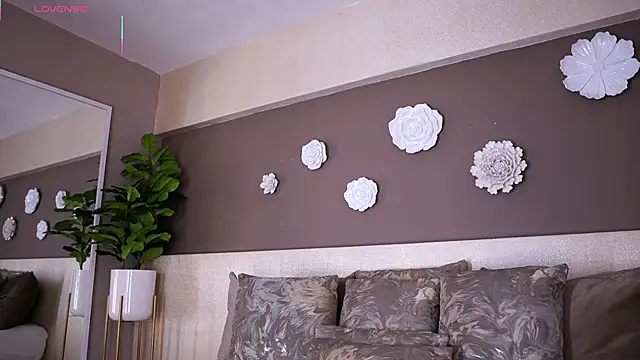 AylinMillerxs online show from October 7, 2025, 7:37 pm