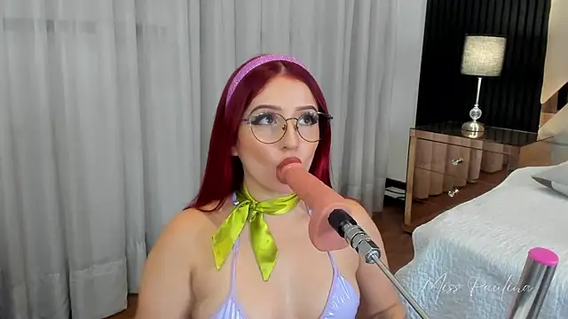 misspaulinaa online show from March 14, 2025, 2:42 am