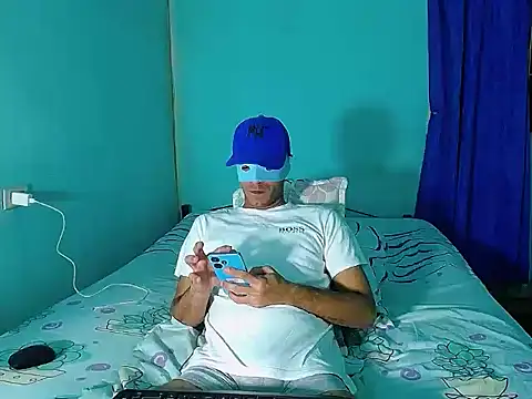 Snapshot of dirty_boy_horny chatting on January 17, 2026, 5:11 am dirty boy horny online show from January 17, 2026, 5:11 am