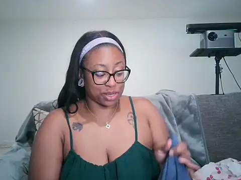 Nyxie Chaos online show from June 12, 2026, 1:09 pm