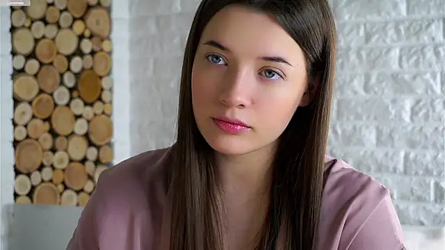 LowOncoming online show from December 15, 2025, 2:06 am