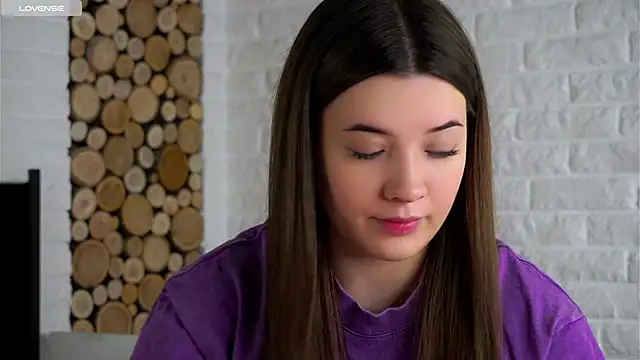 Snapshot of LowOncoming chatting on February 16, 2026, 3:16 am LowOncoming online show from February 16, 2026, 3:16 am