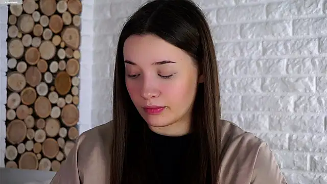 LowOncoming online show from October 19, 2025, 3:20 am