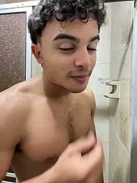 Snapshot of Mentriplex chatting on September 21, 2025, 1:55 am Mentriplex online show from September 21, 2025, 1:55 am