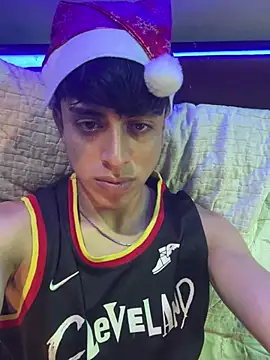 pipeynick online show from December 27, 2024, 8:39 pm