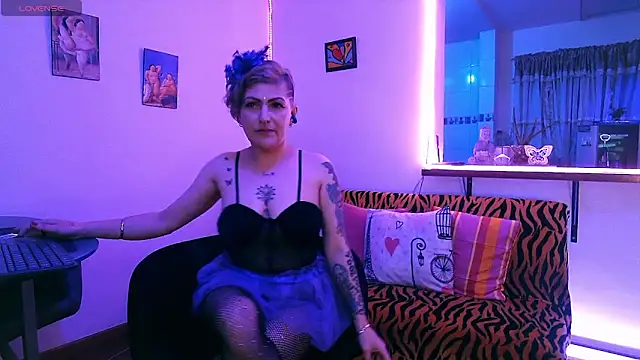 Maria fernandaxxx  online show from September 28, 2025, 1:34 am