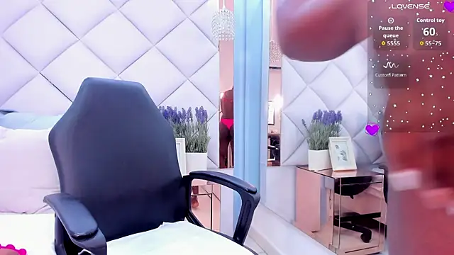 karina mason online show from September 24, 2025, 12:55 pm