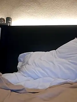 StupidCliff7 online show from October 9, 2025, 5:24 pm