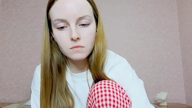 Wild  flowers online show from October 17, 2025, 4:42 pm