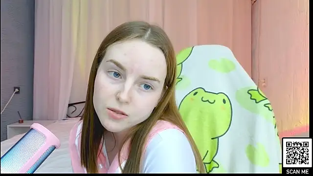 Wild  flowers online show from March 22, 2025, 3:31 pm