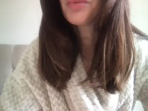 paolajonez online show from September 28, 2025, 12:45 pm