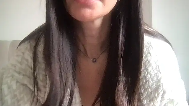 Snapshot of paolajonez chatting on February 7, 2026, 1:19 pm paolajonez online show from February 7, 2026, 1:19 pm