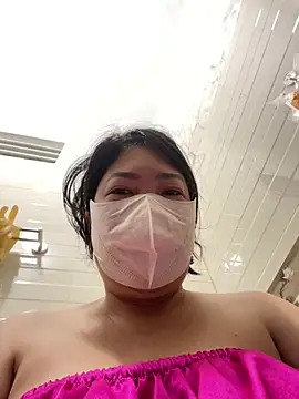 Snapshot of Hachi_Sweetbabie_ chatting on July 27, 2026, 12:06 am Hachi Sweetbabie online show from July 27, 2026, 12:06 am