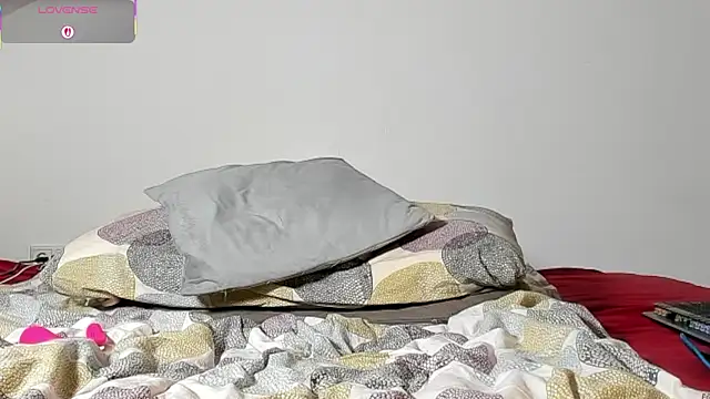 laurasommer online show from October 30, 2025, 9:11 pm