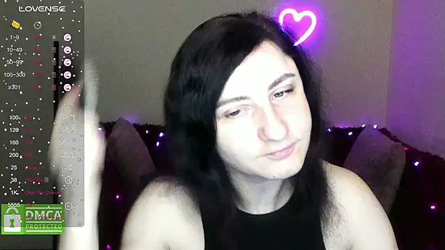 Muse kitty jenia online show from December 18, 2025, 6:29 am