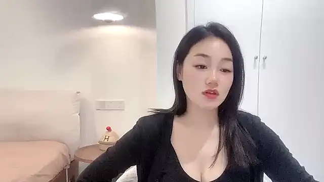 Snapshot of cloud8822 chatting on May 9, 2026, 7:23 am cloud8822 online show from May 9, 2026, 7:23 am