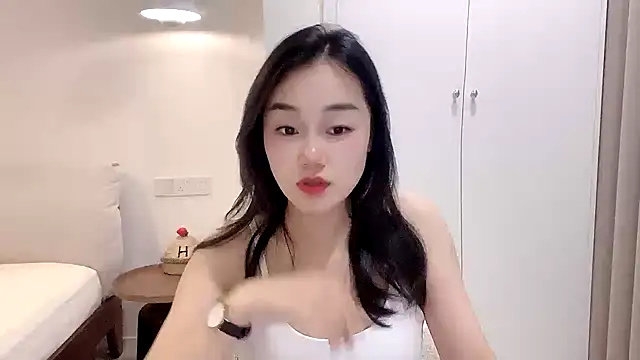 Snapshot of cloud8822 chatting on May 27, 2026, 1:18 pm cloud8822 online show from May 27, 2026, 1:18 pm