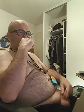 Snapshot of veryverybigdick45 chatting on June 13, 2026, 10:19 pm veryverybigdick45 online show from June 13, 2026, 10:19 pm