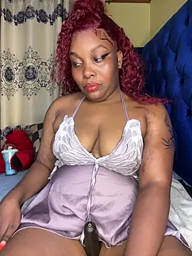 Queenshaz01 online show from June 6, 2026, 9:42 pm