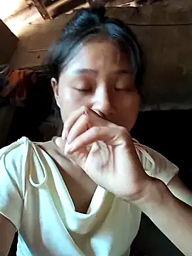 trieungoclnt online show from September 17, 2025, 8:16 am