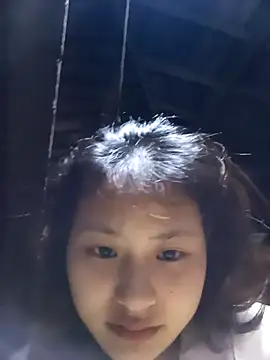 trieungoclnt online show from March 17, 2025, 4:54 pm