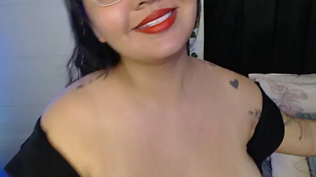 Snapshot of Alezapark chatting on July 11, 2026, 1:11 pm Alezapark online show from July 11, 2026, 1:11 pm