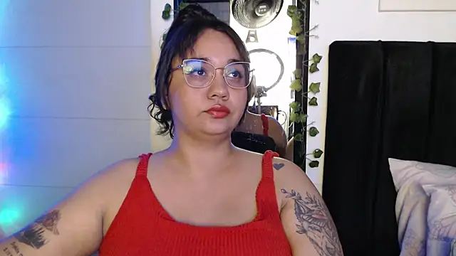 Snapshot of Alezapark chatting on June 26, 2026, 3:23 am Alezapark online show from June 26, 2026, 3:23 am
