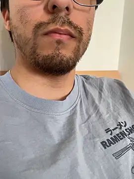 Snapshot of Khun_bm chatting on March 21, 2026, 11:03 am Khun bm online show from March 21, 2026, 11:03 am