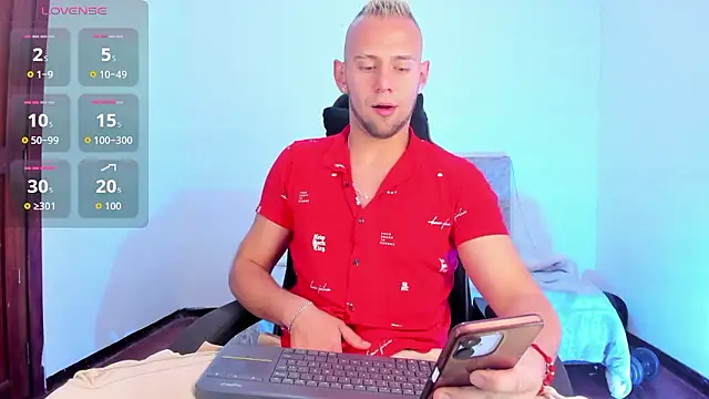 Snapshot of Damon_Bakert chatting on January 16, 2026, 4:44 pm Damon Bakert online show from January 16, 2026, 4:44 pm