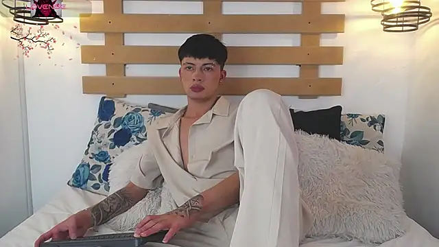 Steev Novoa online show from February 6, 2025, 6:08 am