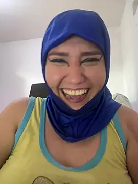 hannahayat online show from June 4, 2026, 2:55 pm