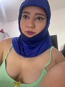hannahayat online show from June 19, 2026, 2:12 pm