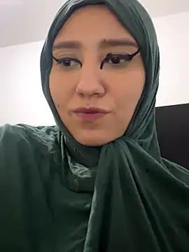 hannahayat online show from November 25, 2025, 11:27 pm