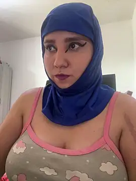 hannahayat online show from June 10, 2026, 8:21 pm